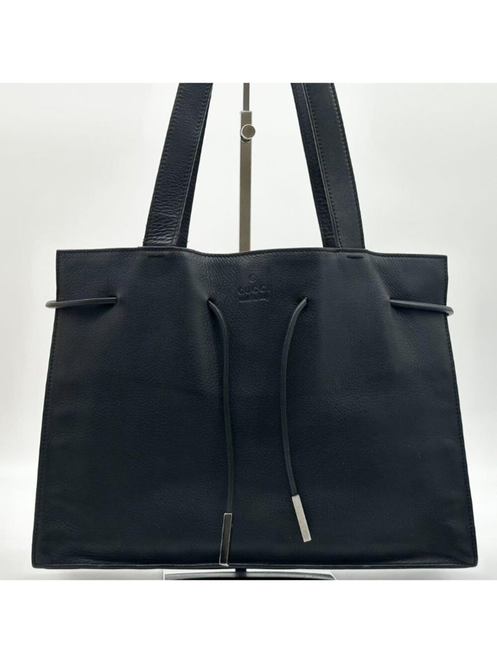 ★SOLD★ Gucci Era Vintage Leather Tote - Picture 2 of 15